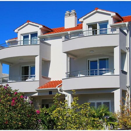 Apartments Silver Beauty ロゴズニッツァ エクステリア 写真